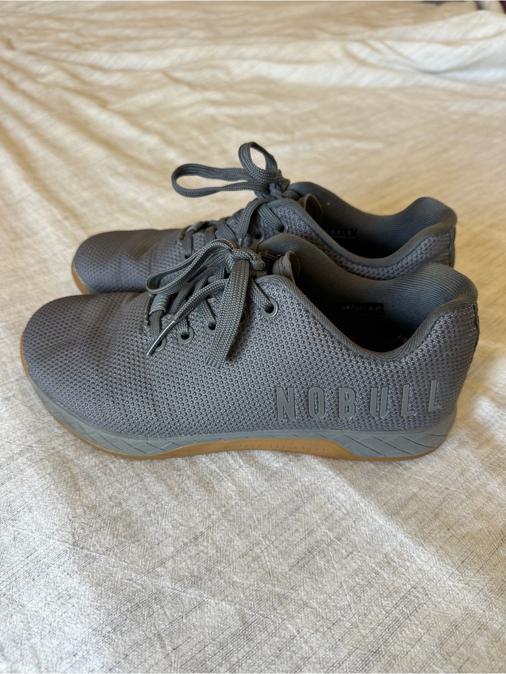 NOBULL Trainer in Charcoal with Gum Sole